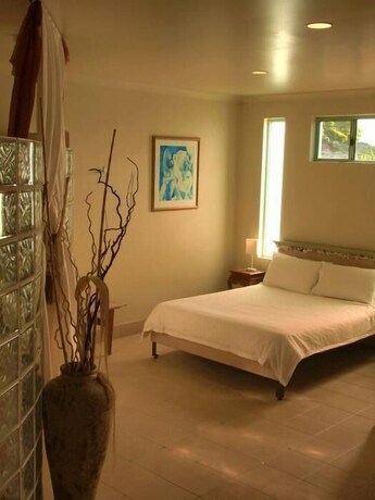 Imagen de la habitación del Hotel Sea and Soul Beachside Studios. Foto 14