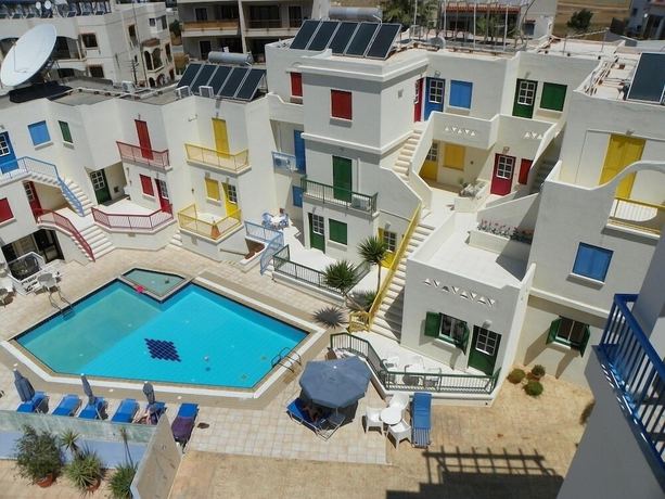 Imagen de la piscina del Hotel Sea \'n Lake View Apartments. Foto 19