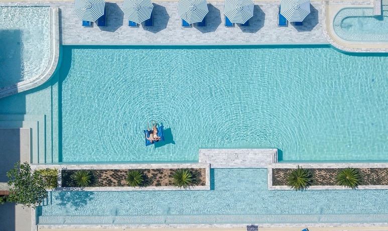 Imagen general del Hotel Seabed Grand Phuket. Foto 1