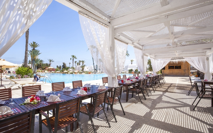 Imagen de los exteriores del Hotel Seabel Aladin. Foto 12