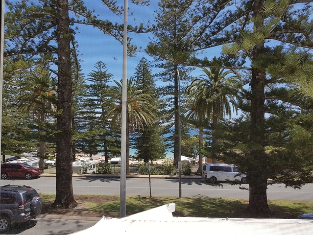 Imagen de la habitación del Hotel Seabreeze Beach. Foto 8