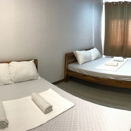 Imagen de la habitación del Hotel Seabreeze Beach Lodge. Foto 20