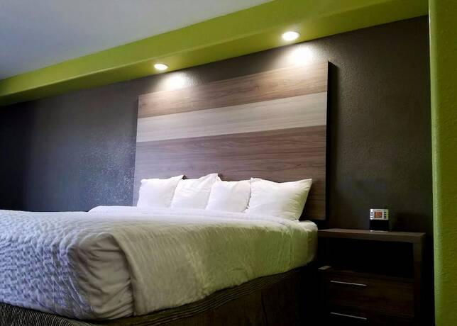 Imagen de la habitación del Hotel Seabreeze Inn. Foto 17