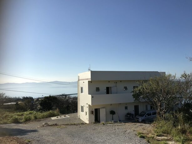 Imagen general del Hotel Seabreeze Kouri. Foto 6