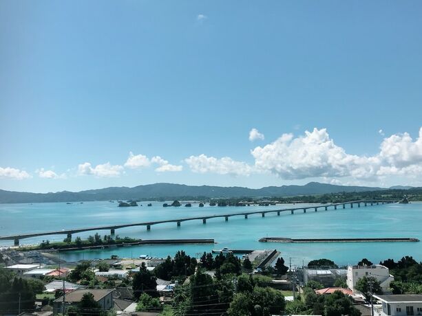 Imagen general del Hotel Seabreeze Kouri. Foto 10