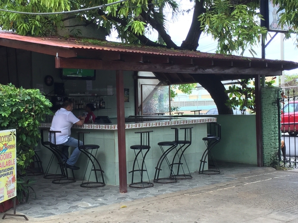 Imagen del bar/restaurante del Hotel Seabreeze Sosua. Foto 3