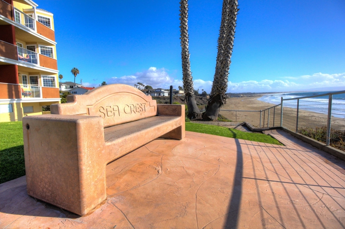 Imagen de los exteriores del Hotel Seacrest Oceanfront. Foto 13