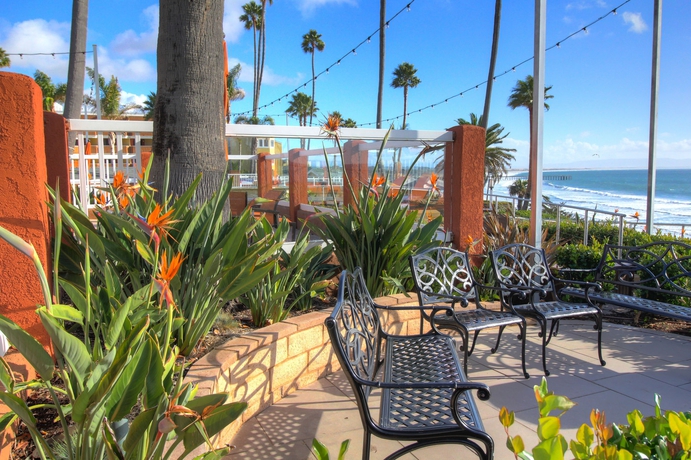 Imagen de los exteriores del Hotel Seacrest Oceanfront. Foto 14