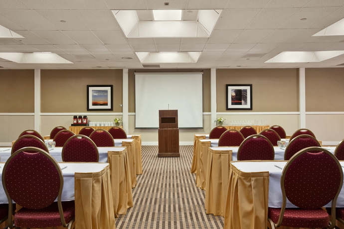 Imagen de los interiores del Hotel Seacrest Oceanfront. Foto 16