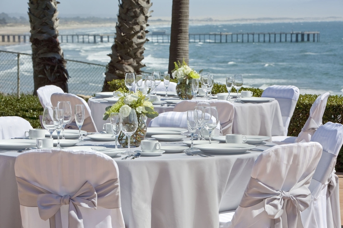 Imagen de los exteriores del Hotel Seacrest Oceanfront. Foto 15