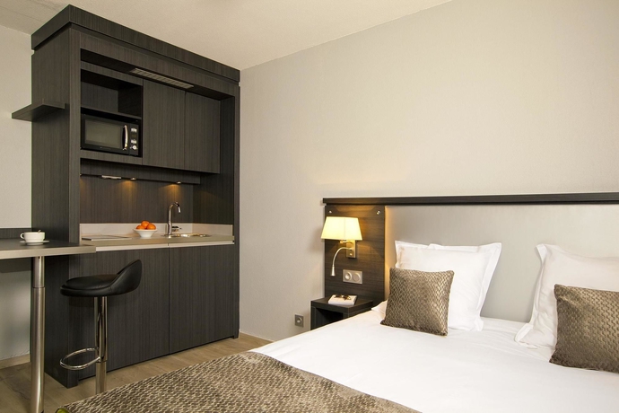 Imagen de la habitación del Hotel Séjours Et Affaires Aix En Provence Mirabeau. Foto 7