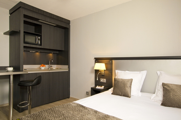 Imagen de la habitación del Hotel Séjours Et Affaires Aix En Provence Mirabeau. Foto 11