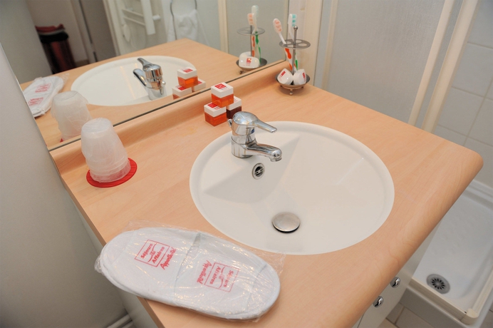 Imagen de la habitación del Hotel Séjours & Affaires Créteil Le Magistere. Foto 8