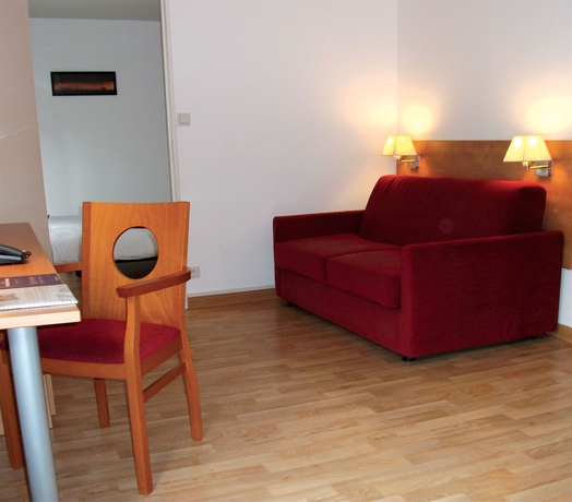 Imagen de los interiores del Hotel Séjours and Affaires Angers Atrium. Foto 15