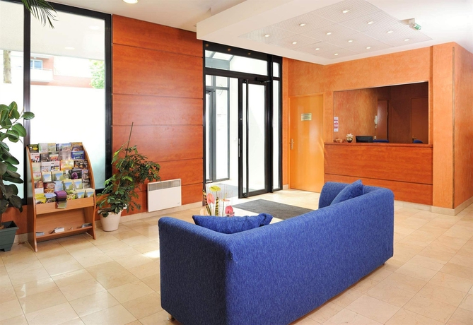 Imagen de los interiores del Hotel Séjours and Affaires Clermont-ferrand Park Republique. Foto 9