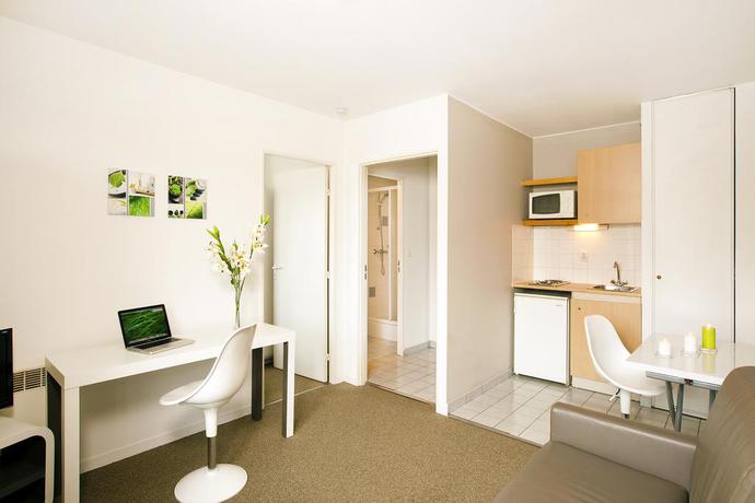 Imagen de la habitación del Hotel S&eacute;jours and Affaires La Rochelle Les Minimes. Foto 5