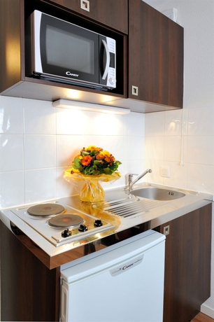 Imagen de la habitación del Hotel Séjours and Affaires Paris Malakoff. Foto 10