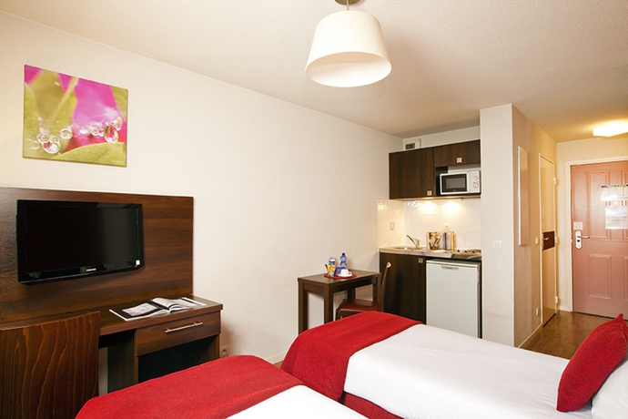 Imagen de la habitación del Hotel Séjours and Affaires Paris Malakoff. Foto 14