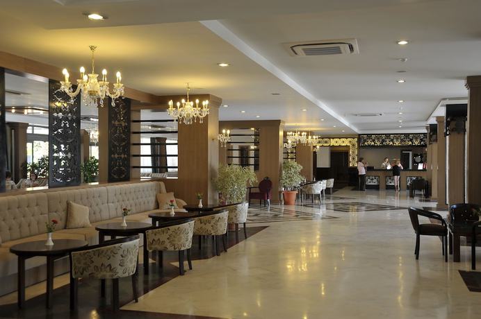 Imagen de los interiores del Hotel Seaden Corolla. Foto 8