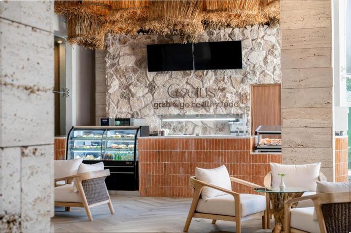 Imagen del bar/restaurante del Hotel Seadust Cancun All Inclusive Family Resort. Foto 4