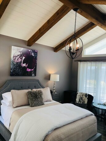 Imagen general del Hotel Seafoam Lodge. Foto 9