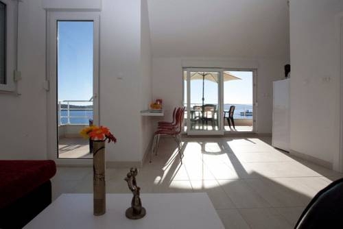 Imagen general del Hotel Seafront Luxury Apartments Fun. Foto 11