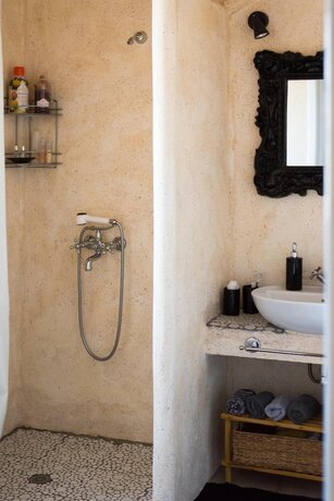 Imagen general del Hotel Seafront Luxury Villa w 5-en Suite BR BBQ. Foto 10