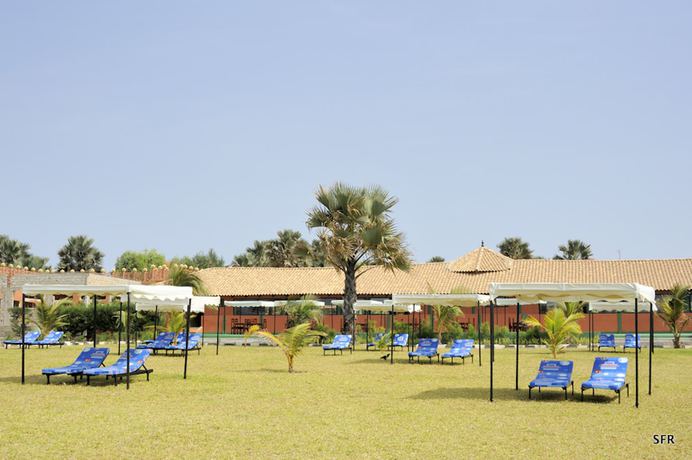 Imagen de los exteriores del Hotel Seafront Residences. Foto 15