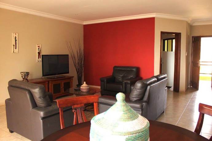Imagen de la habitación del Hotel Seafront Residences. Foto 6