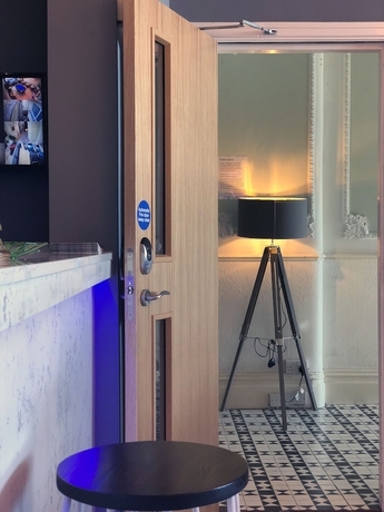 Imagen de los interiores del Hotel Seafront419. Foto 19