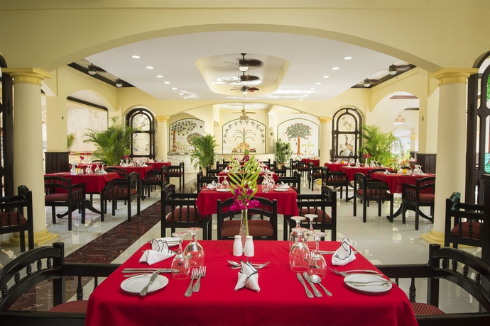 Imagen del bar/restaurante del Hotel Seagarden Beach Resort - All Inclusive. Foto 6