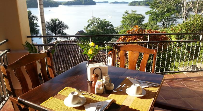 Imagen de los exteriores del Hotel Seagull Cove Resort. Foto 3