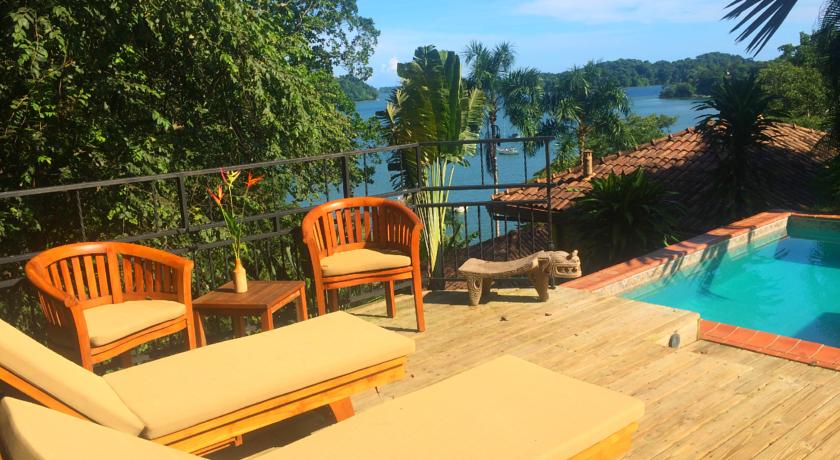 Imagen de los exteriores del Hotel Seagull Cove Resort. Foto 5