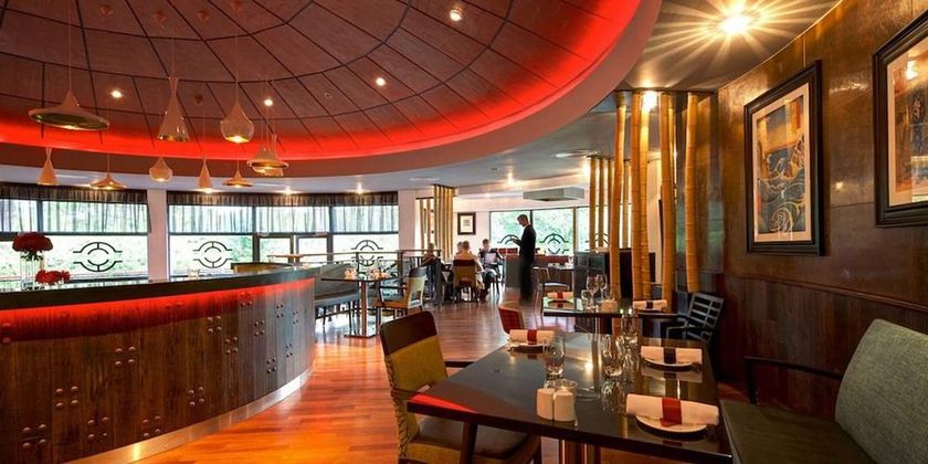 Imagen del bar/restaurante del Hotel Seaham Hall. Foto 8