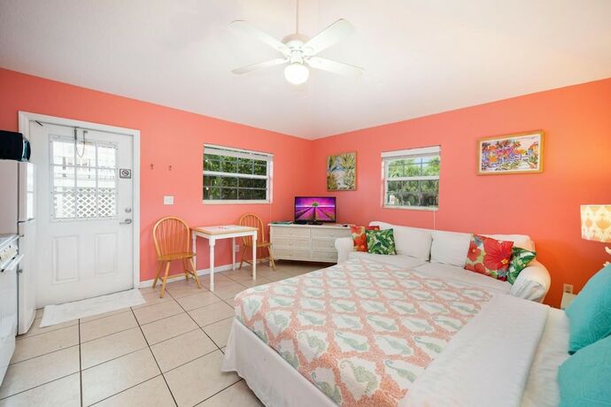 Imagen de la habitación del Hotel Seahorse Beach Bungalows. Foto 19