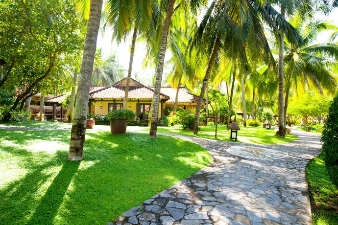 Imagen de los exteriores del Hotel Seahorse Resort and Spa. Foto 13