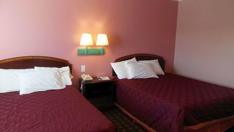 Imagen de la habitación del Hotel Sealamp Inn. Foto 17