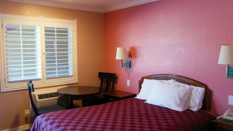 Imagen de la habitación del Hotel Sealamp Inn. Foto 18