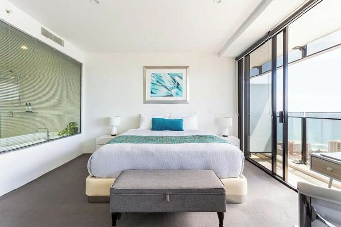 Imagen general del Hotel Sealuxe Central Surfer Paradise Spacious Deluxe Ocean View King Spa Apartment. Foto 8