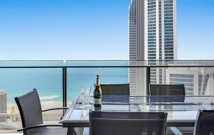 Imagen general del Hotel Sealuxe Central Surfer Paradise Spacious Deluxe Ocean View King Spa Apartment. Foto 20
