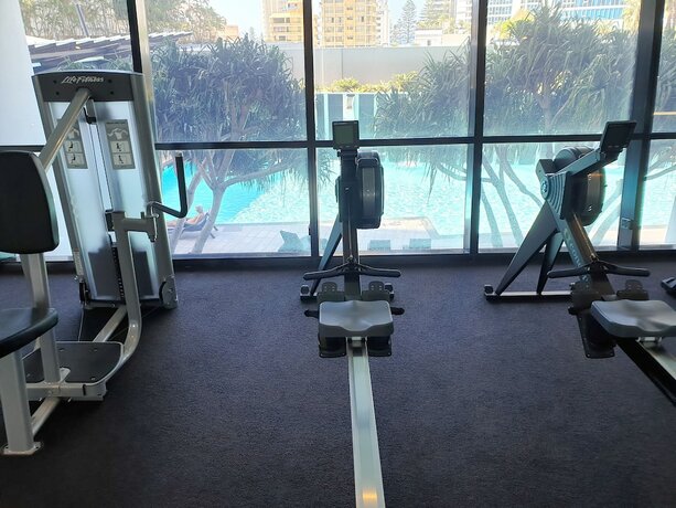 Imagen de los interiores del Hotel Sealuxe Central Surfer Paradise Spacious Deluxe Ocean View King Spa Apartment. Foto 36