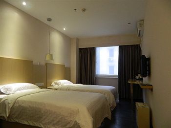 Imagen general del Hotel Sealy. Foto 4