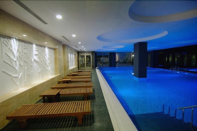 Imagen de la piscina del Hotel Seamelia Beach Resort and Spa. Foto 16