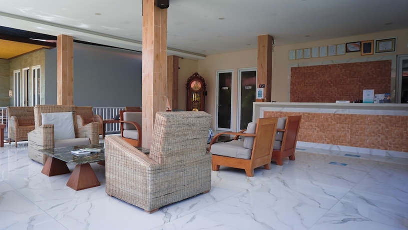 Imagen de los interiores del Hotel Seamount. Foto 13