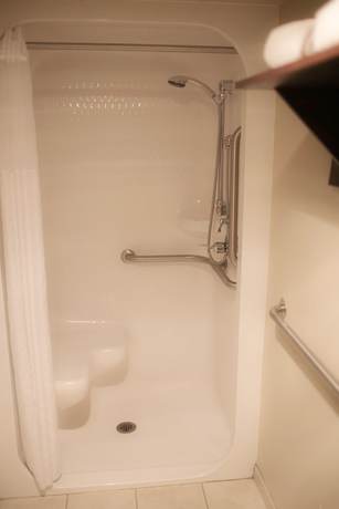 Imagen de la habitación del Hotel Seaport Inn and Suites. Foto 4