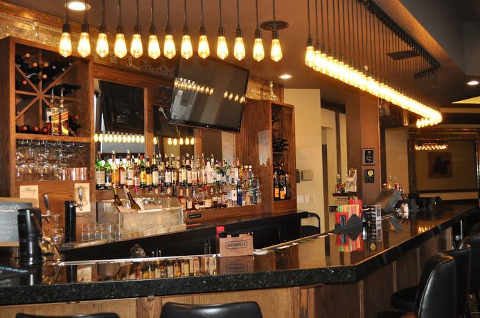 Imagen del bar/restaurante del Hotel Seaport Inn and Suites. Foto 2