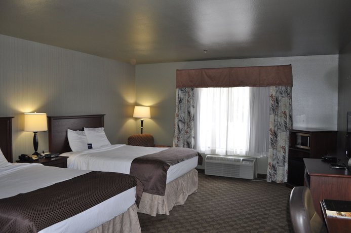 Imagen de la habitación del Hotel Seaport Inn and Suites. Foto 16