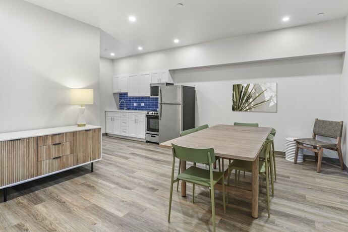 Imagen de la habitación del Hotel Seaport Suites. Foto 9