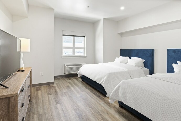 Imagen de la habitación del Hotel Seaport Suites. Foto 10