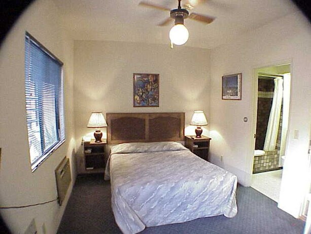 Imagen de la habitación del Hotel Seaport Village Inn Avalon. Foto 13